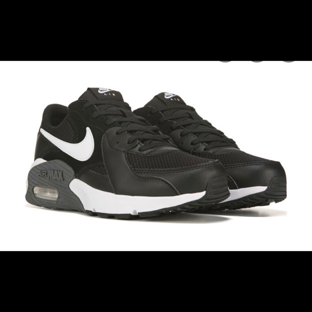 Used Nike Air max excee